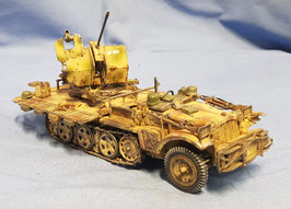 Sd.Kfz. 10/4 mit 2cm Flak 38