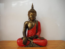 Buddha in Geste der Erdberührung aus Resin - B19/50