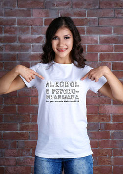 Damenshirt weiß „Alkohol und Psychopharmaka“ - mit Österreich ist Frei Logo am Ärmel