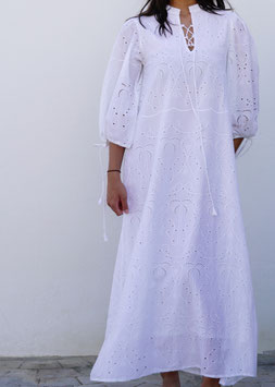 VESTIDO CLASIC PERFORADO