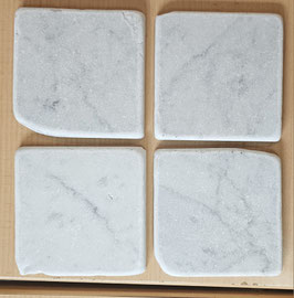 ca. 23m² Marmor Fliesen 10x10cm Bianco Carrara antik getrommelt