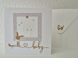 Grußkarte, Geburt Herz-Baby Hase natur-weiß 13,5x13,5cm