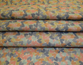 Morceau de cuir de veau suède ivoire imprimé coeur pailleté