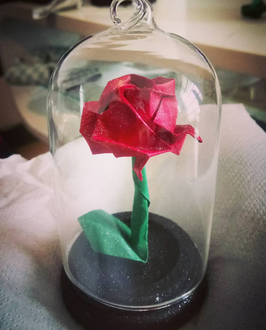 Statue sous cloche- Rose origami
