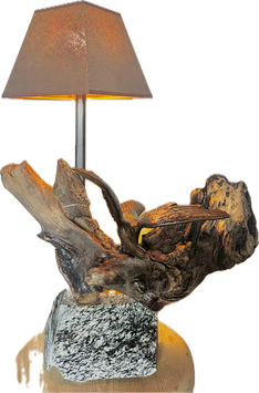 Lampe avec un aigle en bronze