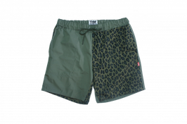Half leopard shorts KHAKI（カーキ）