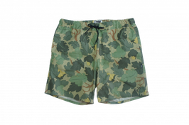 Leaf camo shorts