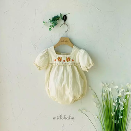 花刺繍ロンパース