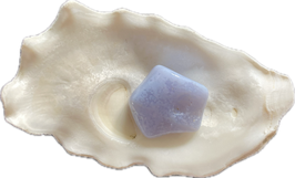 Chalcedon blaugrau, Trommelstein, Größe 26 x 25 mm - ohne Deko