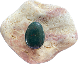 Heliotrop dunkelgrün, Schmuck Anhänger mit seitlicher Bohrung, Größe 26 x 19 mm - ohne Deko