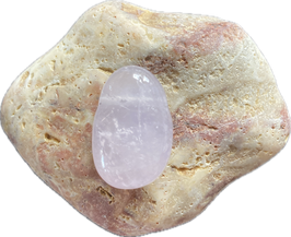 Rosenquarz hellrosa, Schmuck Anhänger mit seitlicher Bohrung, Größe 30 x 20 mm - ohne Deko