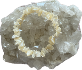 Perlmutt/Muschel Armband, elastisch Stretchband,  19 cm lang - ohne Deko