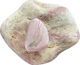 Rhodochrosit rosafarbig grau gemustert, Schmuck Anhänger mit seitlicher Bohrung, Größe 31 x 23 mm - ohne Deko