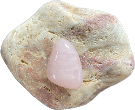 Rosenquarz hellrosa, Schmuck Anhänger mit seitlicher Bohrung, Größe 29 x 20 mm - ohne Deko