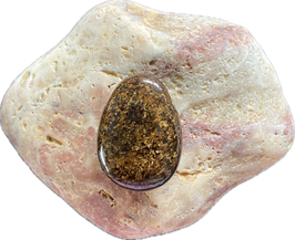 Bronzit braun gemustert, Anhänger gebohrt, Größe 30 x 21 mm - ohne Deko