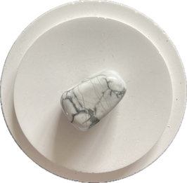 Howlith, weiß grau gemustert, Trommelstein, Größe 22 x 14 mm - ohne Deko