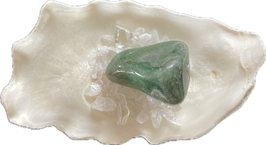 Nephrit (Jade), Trommelstein, Größe 29 x 21 mm - ohne Deko