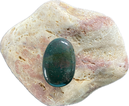 Heliotrop dunkelgrün, Schmuck Anhänger mit seitlicher Bohrung, Größe 29 x 20 mm - ohne Deko