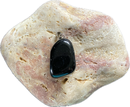 Rauchobsidian/Apachenträne, Schmuck Anhänger schwarz durchscheinend, mit silberfarbiger Anhänge Öse, Größe 32 x 14 mm einschließlich Öse - ohne Deko