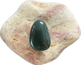 Heliotrop dunkelgrün, Schmuck Anhänger mit seitlicher Bohrung, Größe 30 x 20 mm - ohne Deko