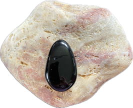 Tektit (Meteorit) schwarz, Schmuck Anhänger mit seitlicher Bohrung, Größe 29 x 18 mm - ohne Deko
