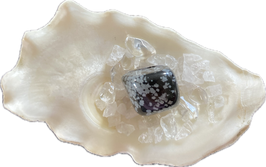 Schneeflockenobsidian, schwarz grau gemustert, Trommelstein, Größe 17 x 16 mm - ohne Deko