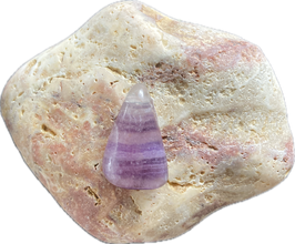 Fluorit violett, Schmuck Anhänger mit seitlicher Bohrung, Größe 28 x 18 mm - ohne Deko