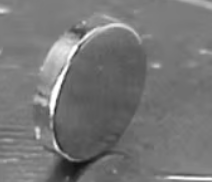 直径5mm「極小 磁石円盤」 （1mm厚）