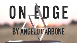 オン エッジ（トランプタワー バランス）On Edge / by Angelo Carbone
