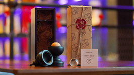 Untrammelled : BALL AND VASE / アントラメルド：ボール & ベース by TCC