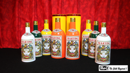 増加ボトル（マティーニ版 8本）/ Multiplying Martini Bottles (8)