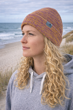 Coole Schwerelosigkite Beanie Haubentaucher