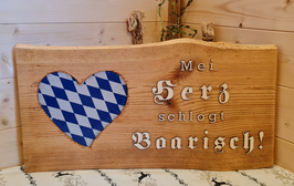 Unikat! Altholzbrett "Mei Herz schlogt Boarisch!" mit blau-weißem Rautenherz aus Epoxidharz