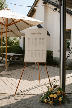 Houten bord voor tafelschikking (trouw & feest)