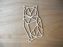 Geometrische uil, uitgesneden