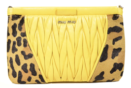 Miu Miu Clutch mit Schulterriemen