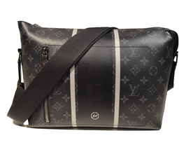 Louis Vuitton Umhängetasche