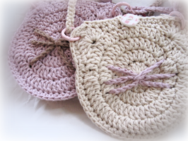 LITTLE GIRL CAT BAG | Kleine Mädchen Kätzchen Täschchen _ gehäkelt und bestickt ♥