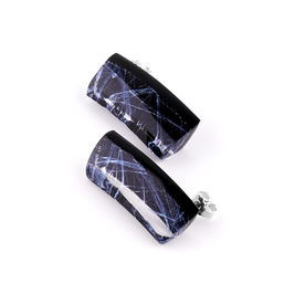 Ohrstecker schwarz mit Silbertextur