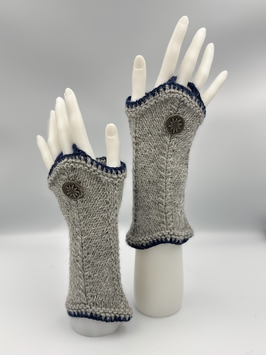 Silvia  (Mittelfinger-Schlaufe)