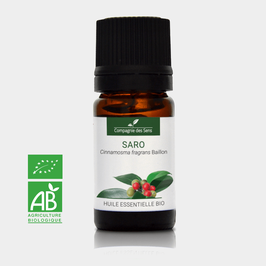 Organic essential oil of Saro