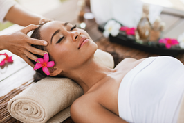 30 Minuten Gesichts-und Kopf-Massage