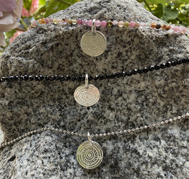 Kleine "Energy of MU" mit Wunsch-Kette
