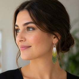 Boho Ohrhänger Kacie Indian Spirit Weiß-Peridot-Saphiergrün-Silber