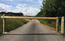 BARRIÈRE PIVOTANTE RONDE BOIS