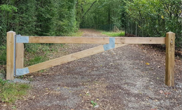 BARRIÈRE PIVOTANTE BOIS CAMPAGNARDE