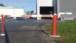 BARRIÈRE LEVANTE A CONTREPOIDS &  LISSE RECTANGULAIRE