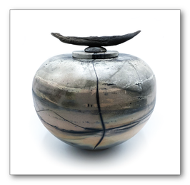 Urn 28