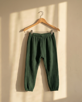 Musselin Hose 'Waldgrün'