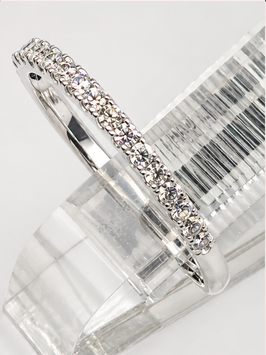 Anel ouro branco e diamantes - 1/2 memória em garras 1,8.0,25C - JM